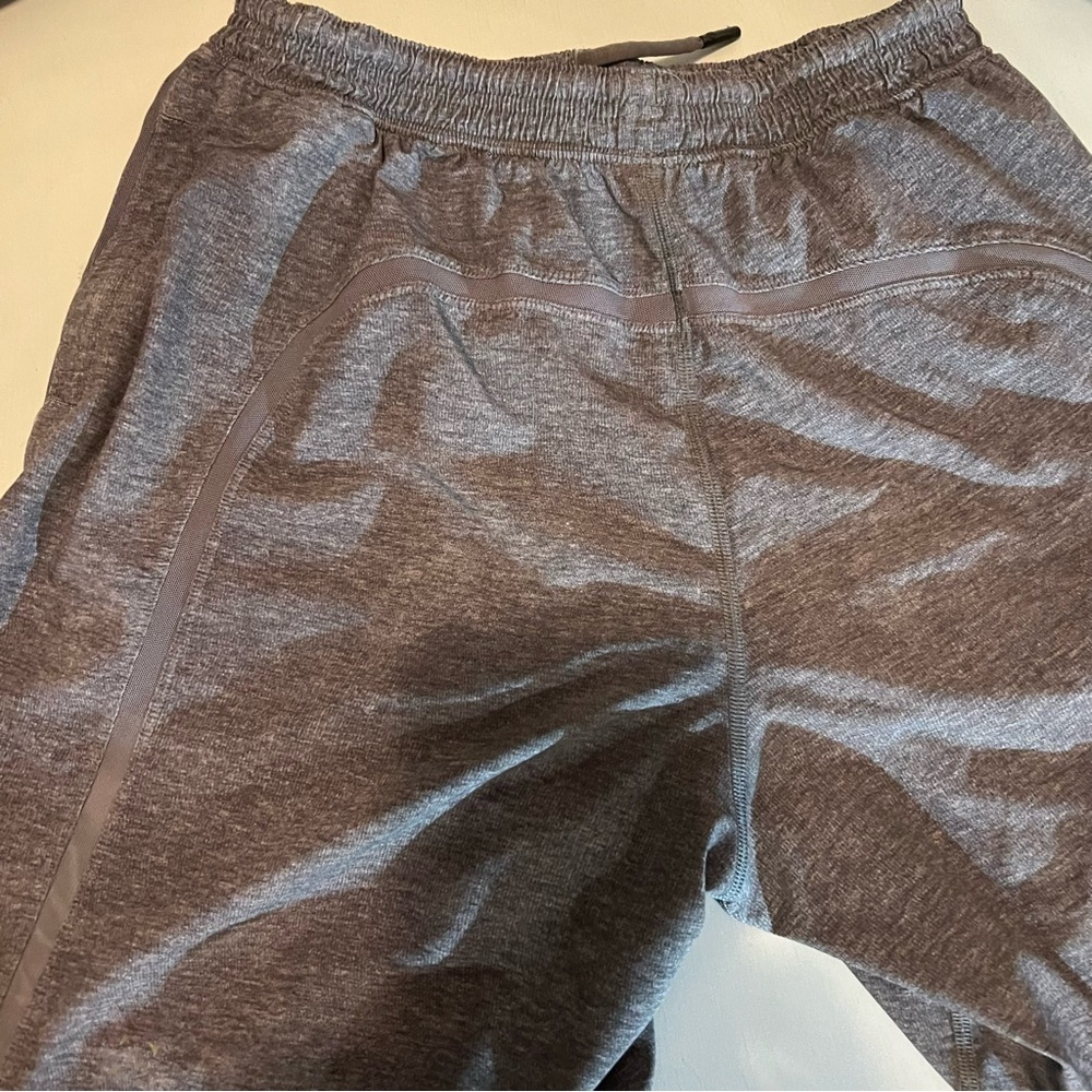 Lululemon 9 ‘ Pace breaker lined Shorts.